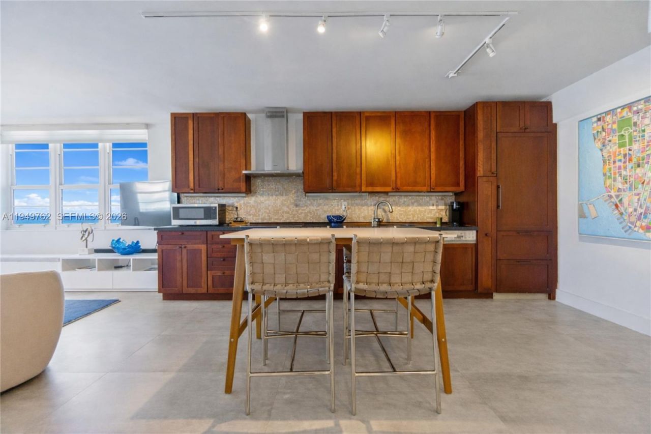 100 Lincoln Rd, Unit 1447, Miami Beach, FL 33139 Photo