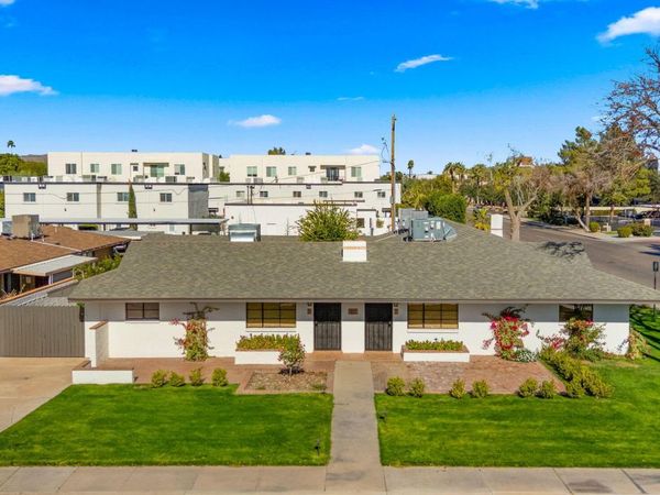 6950 E EARLL Drive, Scottsdale, AZ 85251