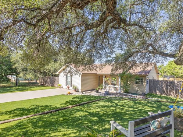 204 Lake Park, Canyon Lake, TX 78133