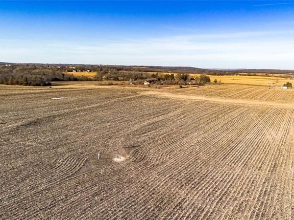 52.63 Acres M/L E 1900 Road, Baldwin City, KS 66006