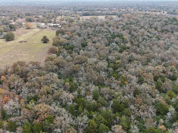 7695 Fm 141, Dime Box, TX 77853