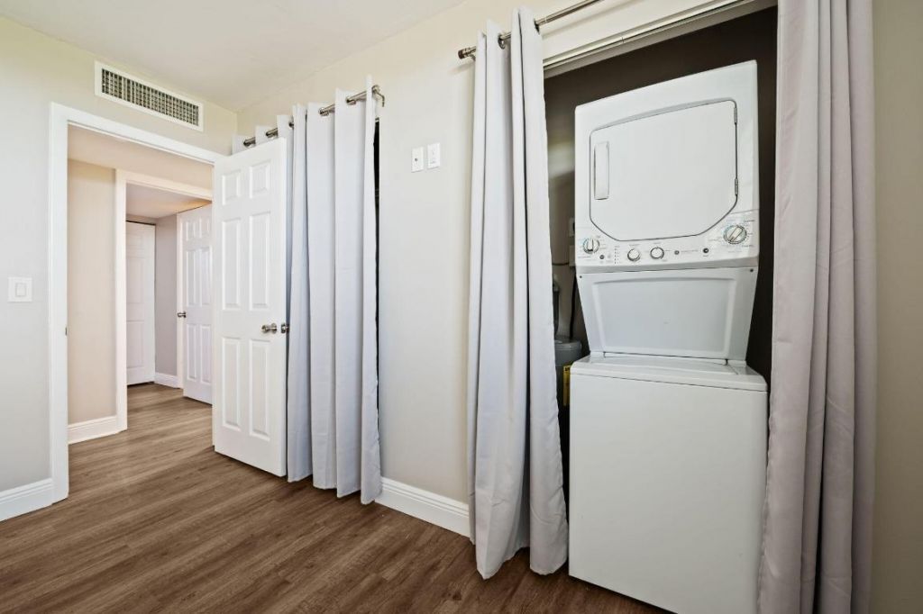 5700 NW 2nd Avenue, Unit 410, Boca Raton, FL 33487 Photo