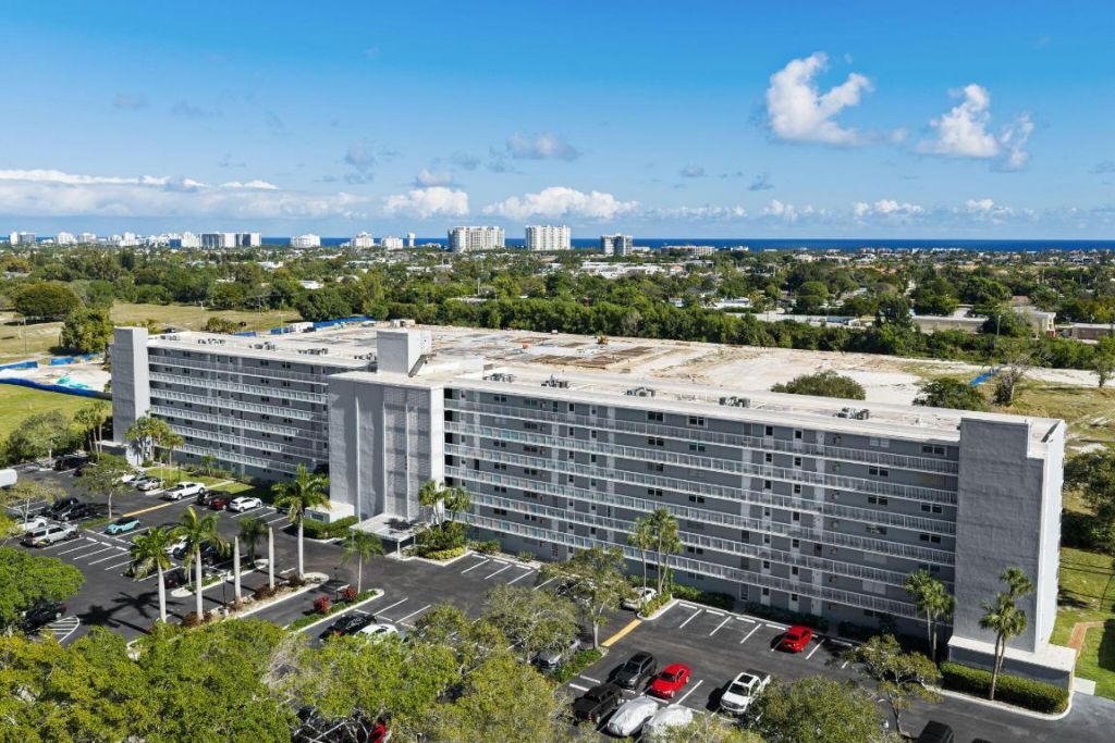 5700 NW 2nd Avenue, Unit 410, Boca Raton, FL 33487 Photo