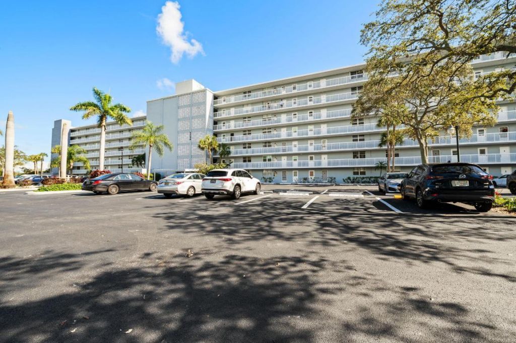 5700 NW 2nd Avenue, Unit 410, Boca Raton, FL 33487 Photo