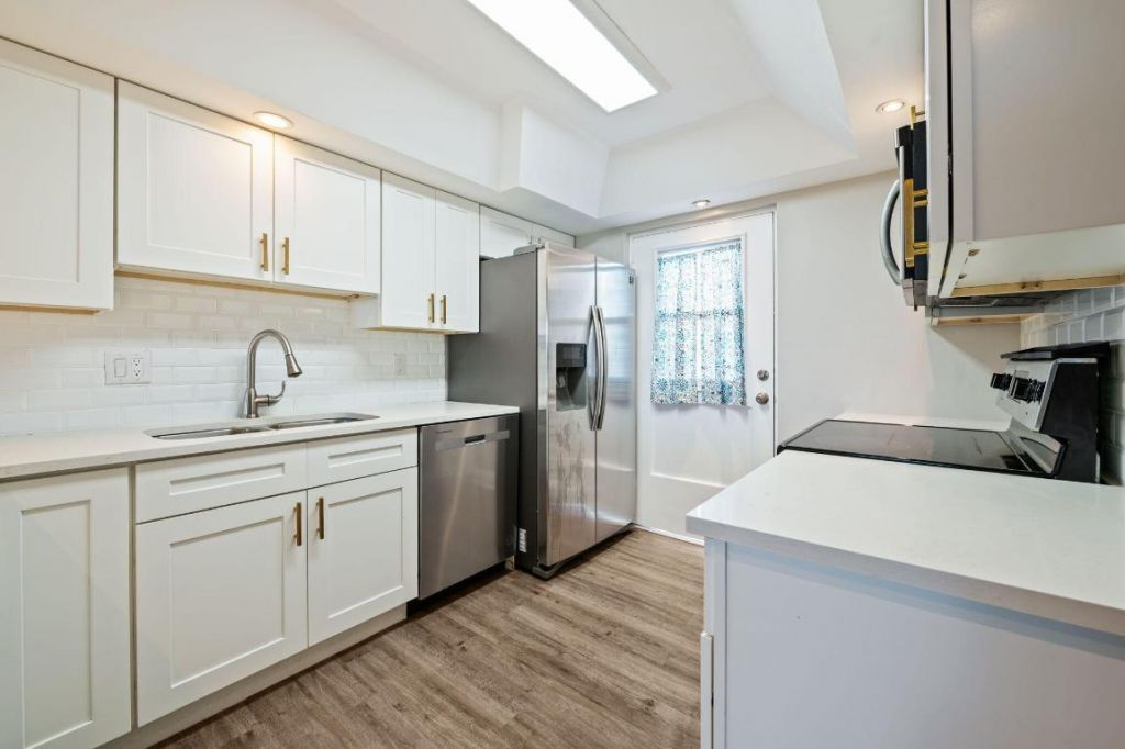 5700 NW 2nd Avenue, Unit 410, Boca Raton, FL 33487 Photo