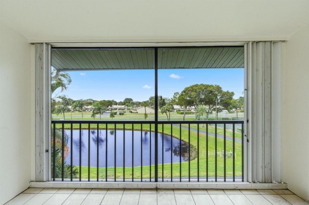 1112 Green Pine Boulevard, Unit F3, West Palm Beach, FL 33409 Photo