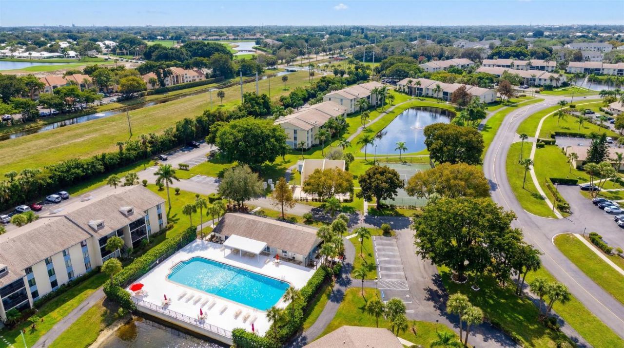 1112 Green Pine Boulevard, Unit F3, West Palm Beach, FL 33409 Photo