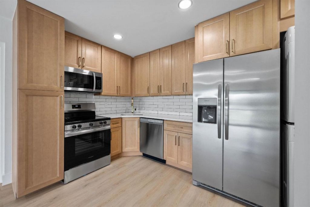 1112 Green Pine Boulevard, Unit F3, West Palm Beach, FL 33409 Photo