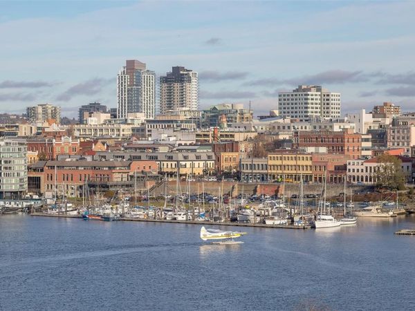 225 Belleville St , Unit 807, Victoria, BC V8V 4T9