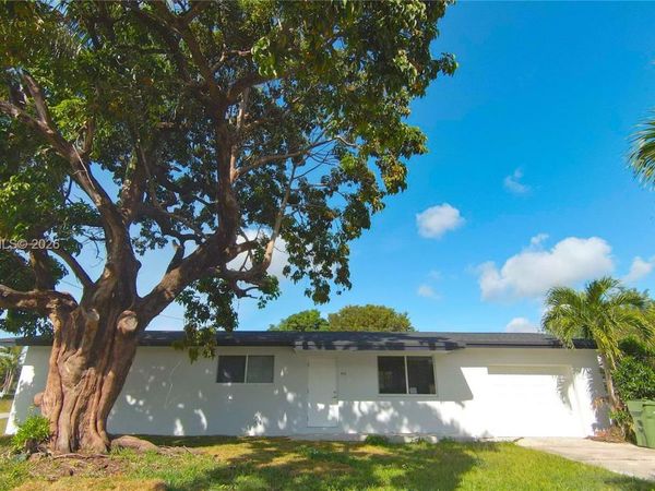 973 NW 8th St, Homestead, FL 33030