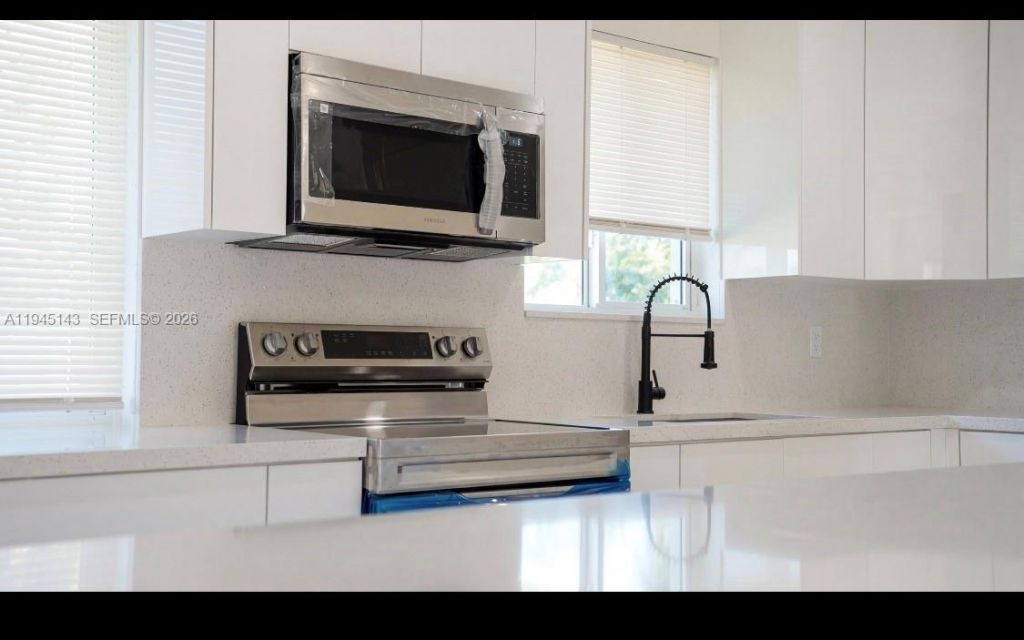 973 NW 8th St, Homestead, FL 33030 Photo