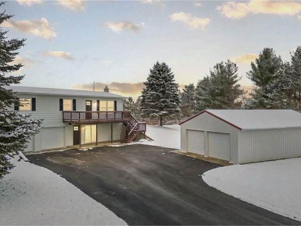 1513 Vermeersch Road, Central Lake, MI 49622