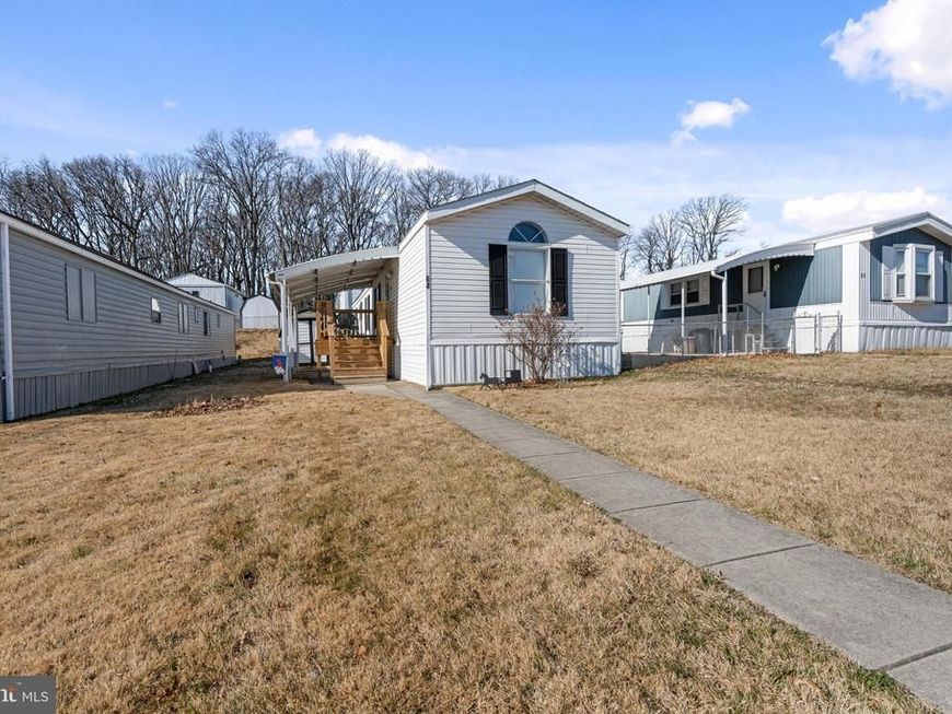 64 Rockywood Lane, Essex, MD 21221 Main Photo