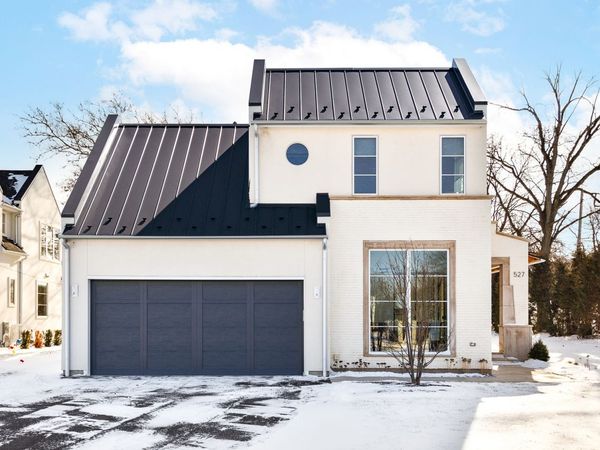 527 Kensington Court, Hinsdale, IL 60521