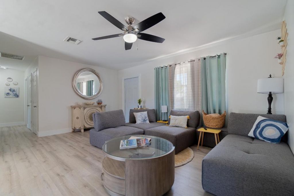 1416 W Hardee Street, Lantana, FL 33462 Photo