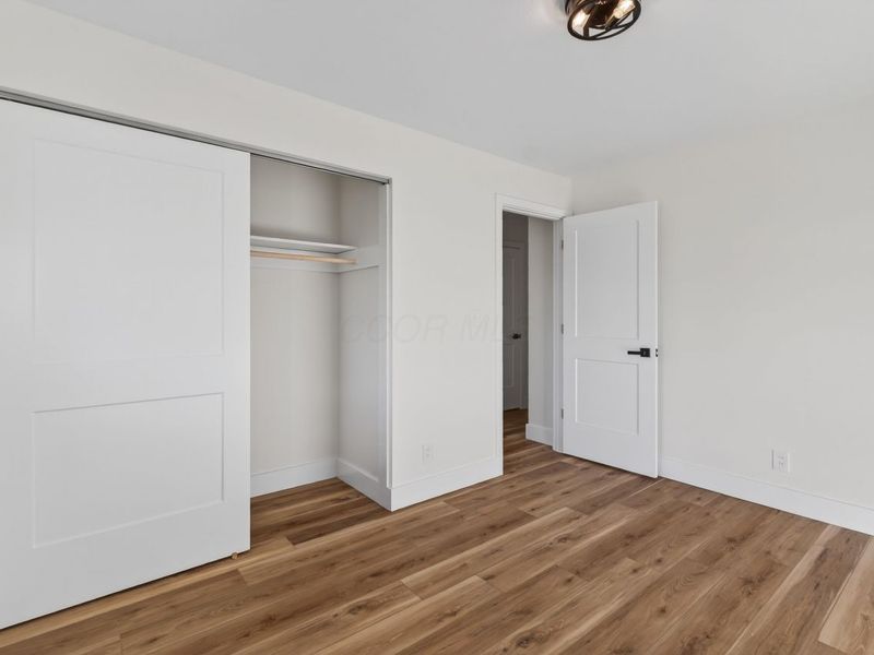 1301 Bernhard Road, Columbus, OH 43227 Photo 14