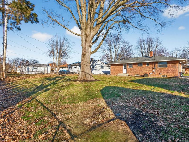 1301 Bernhard Road, Columbus, OH 43227 Photo 24