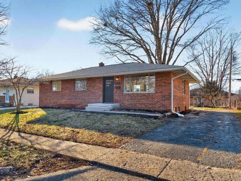 1301 Bernhard Road, Columbus, OH 43227 Photo 9