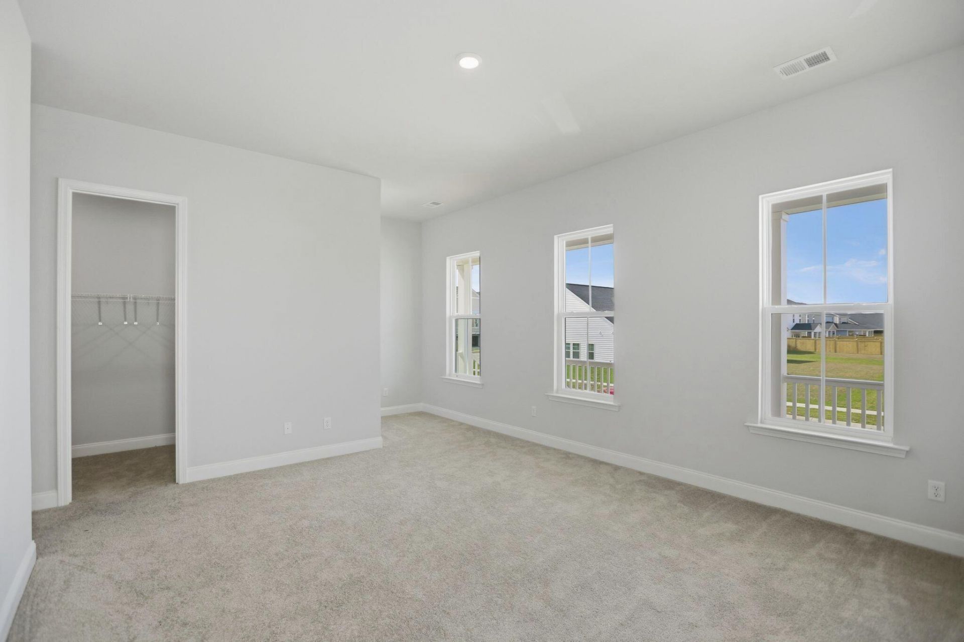 195 Threaded Fern Street Photo 14