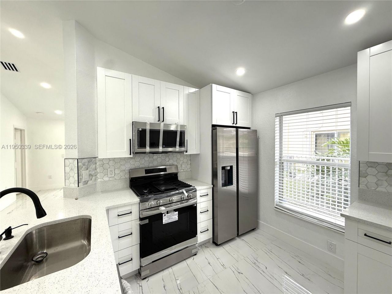 8989 NW 53rd St, Sunrise, FL 33351 Photo