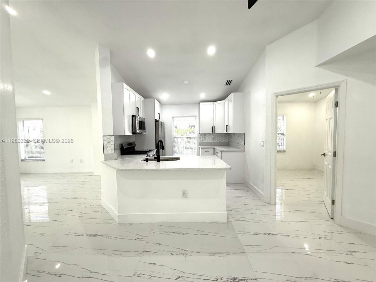 8989 NW 53rd St, Sunrise, FL 33351 Photo