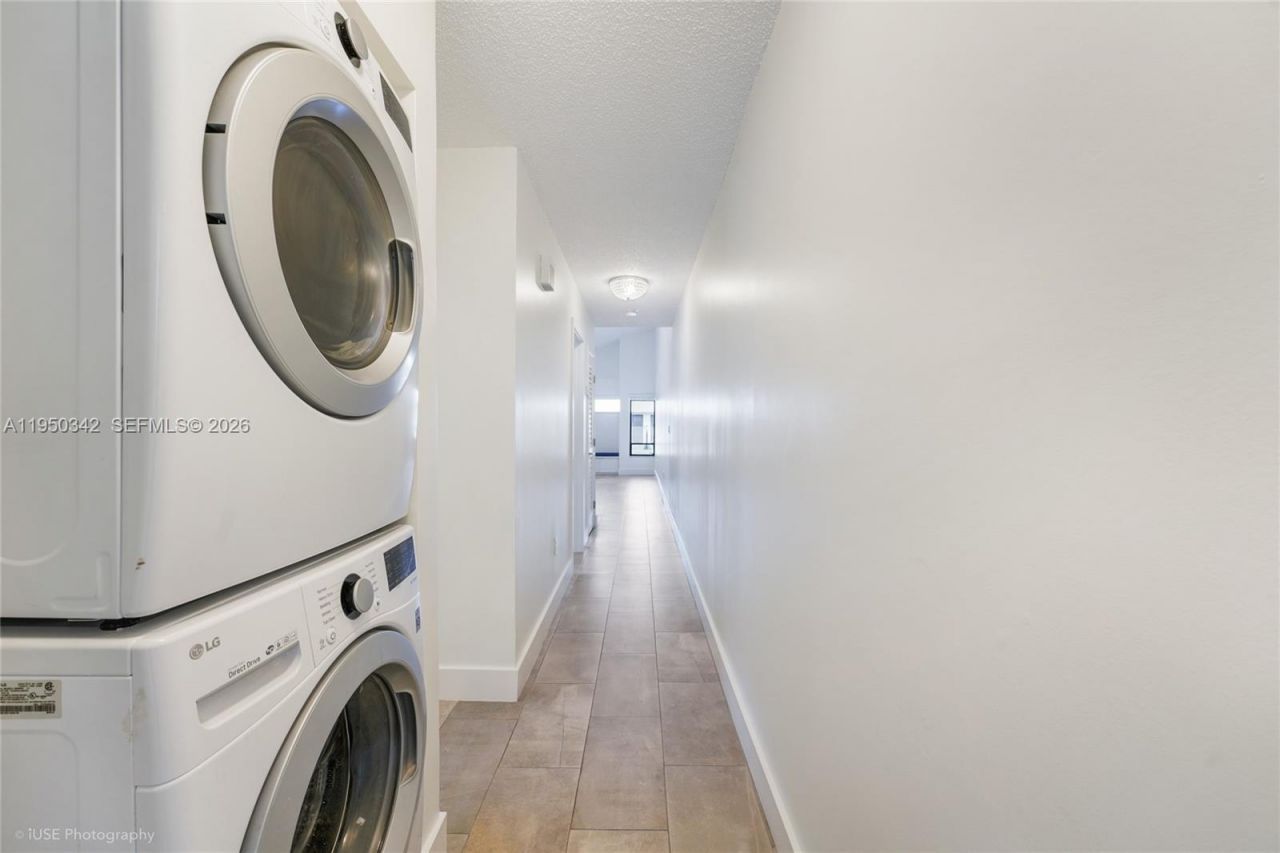 1634 SW 19th Ter, Unit 1634, Miami, FL 33145 Photo