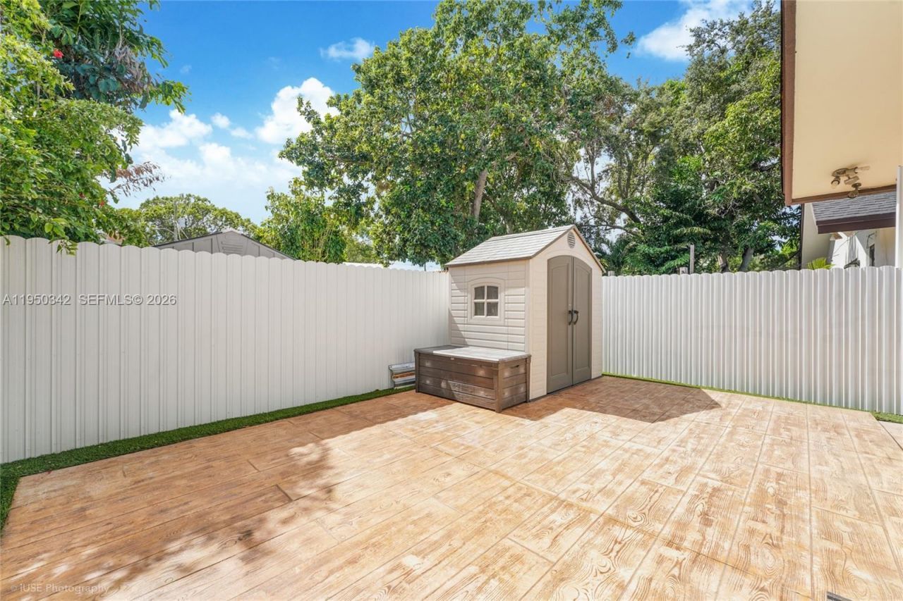 1634 SW 19th Ter, Unit 1634, Miami, FL 33145 Photo