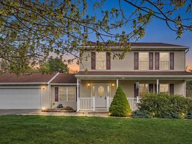 1865 and 1864 BUCKAROO DRIVE, AUBURN, PA 17922