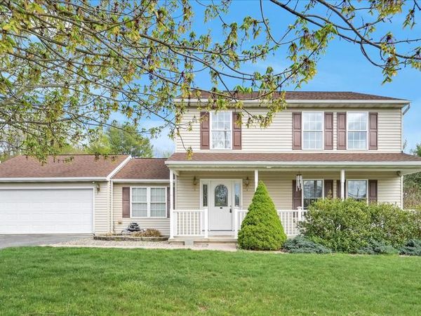 1865 and 1864 BUCKAROO DRIVE, AUBURN, PA 17922