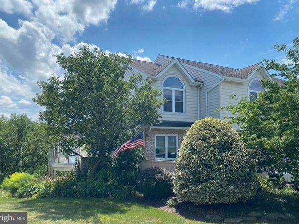 123 PINNACLE POINT DRIVE, LANCASTER, PA 17601