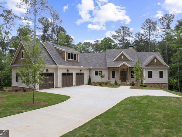 1040 Parrotts Cove Road, Greensboro, GA 30642