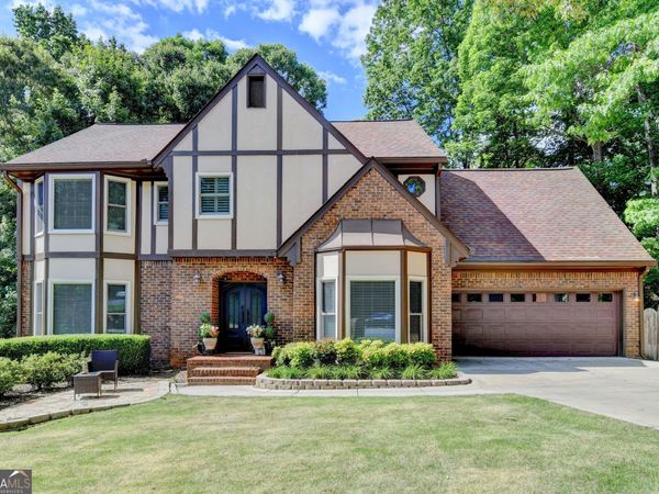 350 S Satinwood Place, Roswell, GA 30076