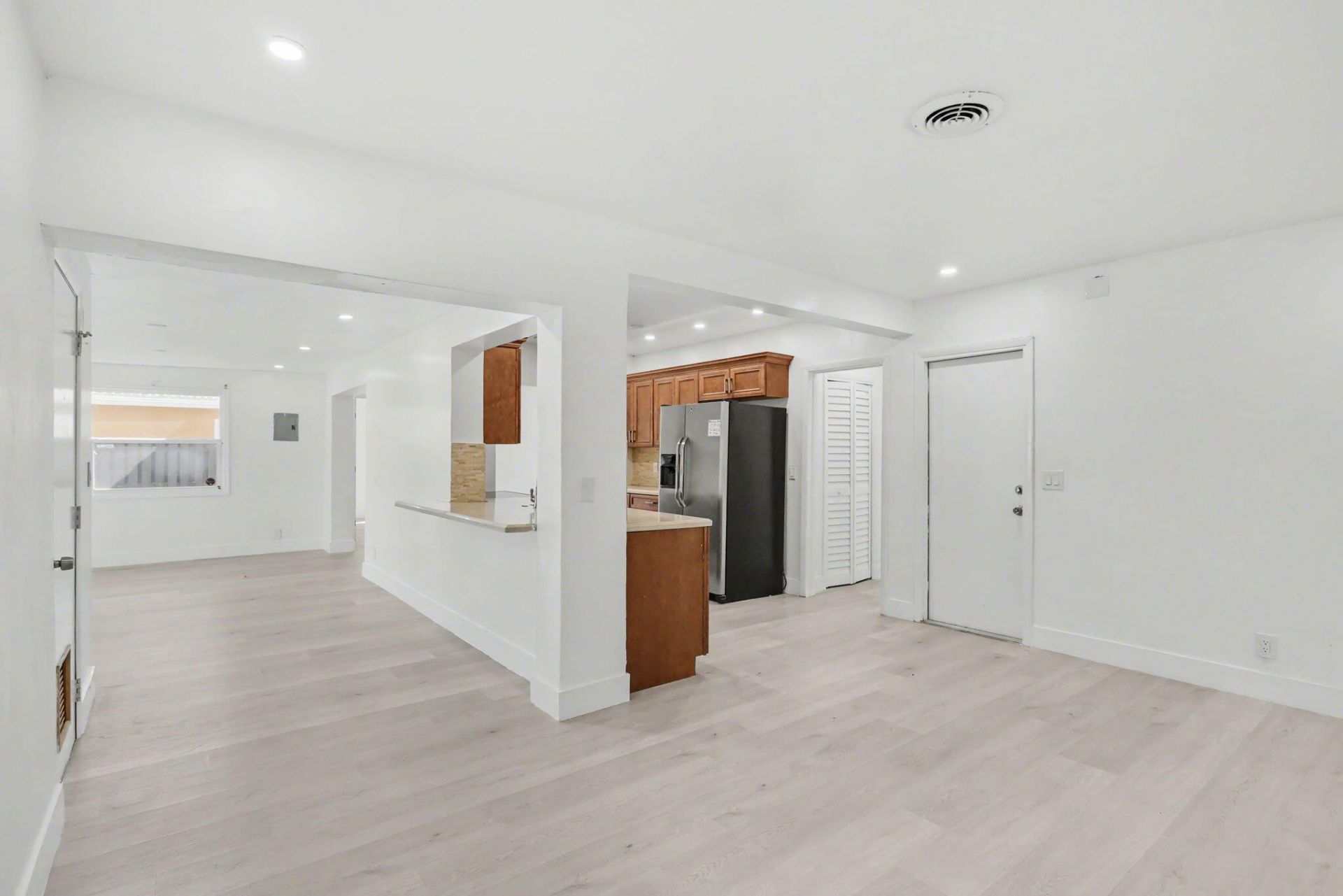 4005 NW 76th Avenue, Coral Springs, FL 33065 Photo