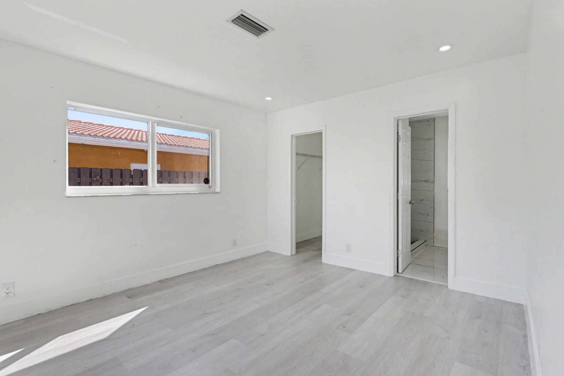 4005 NW 76th Avenue, Coral Springs, FL 33065 Photo