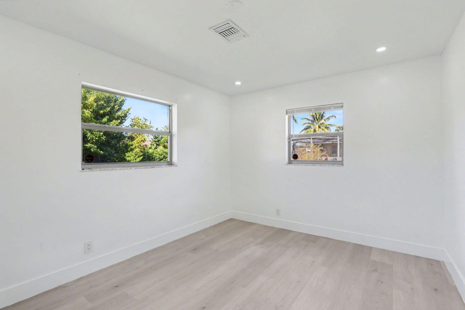 4005 NW 76th Avenue, Coral Springs, FL 33065 Photo