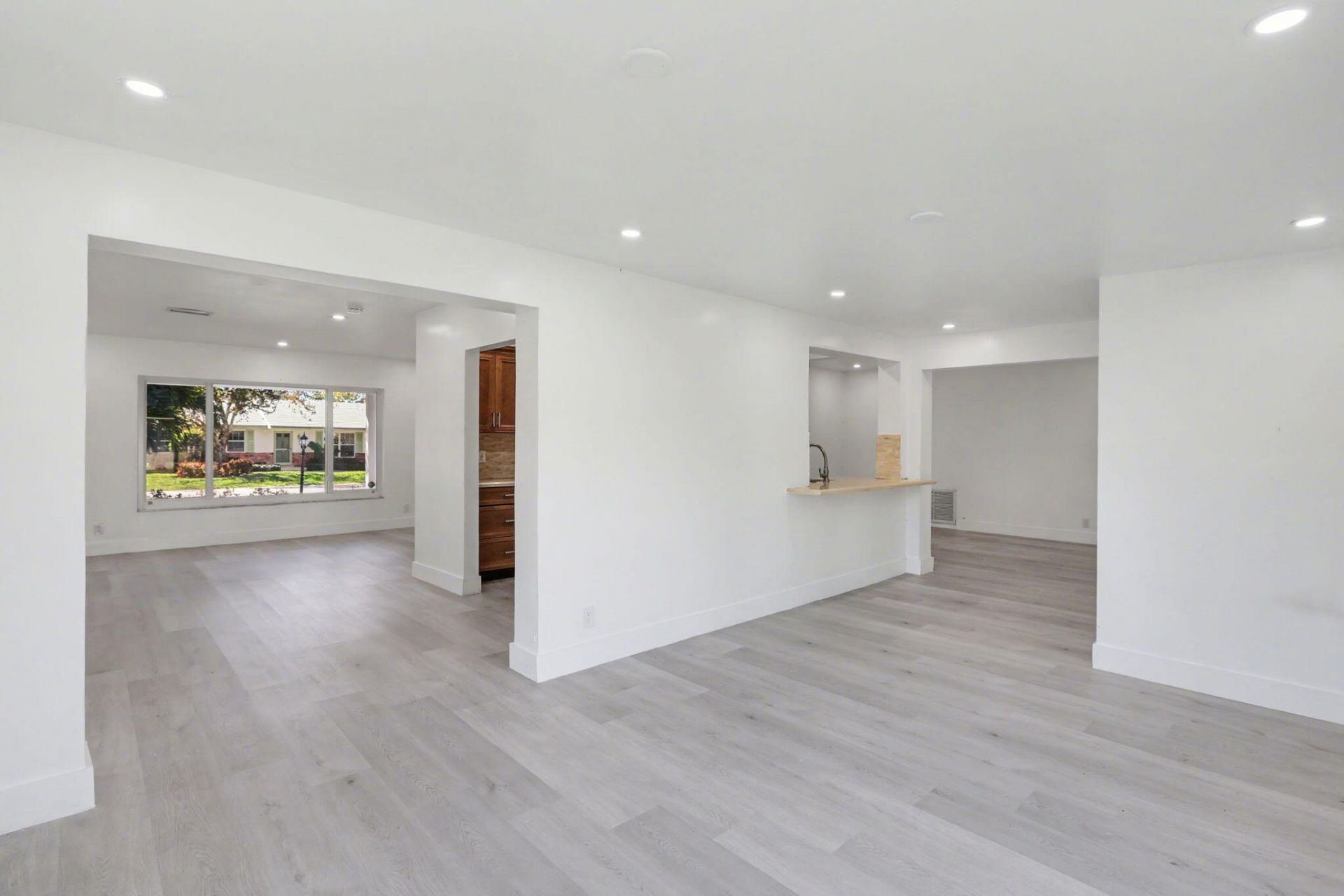 4005 NW 76th Avenue, Coral Springs, FL 33065 Photo