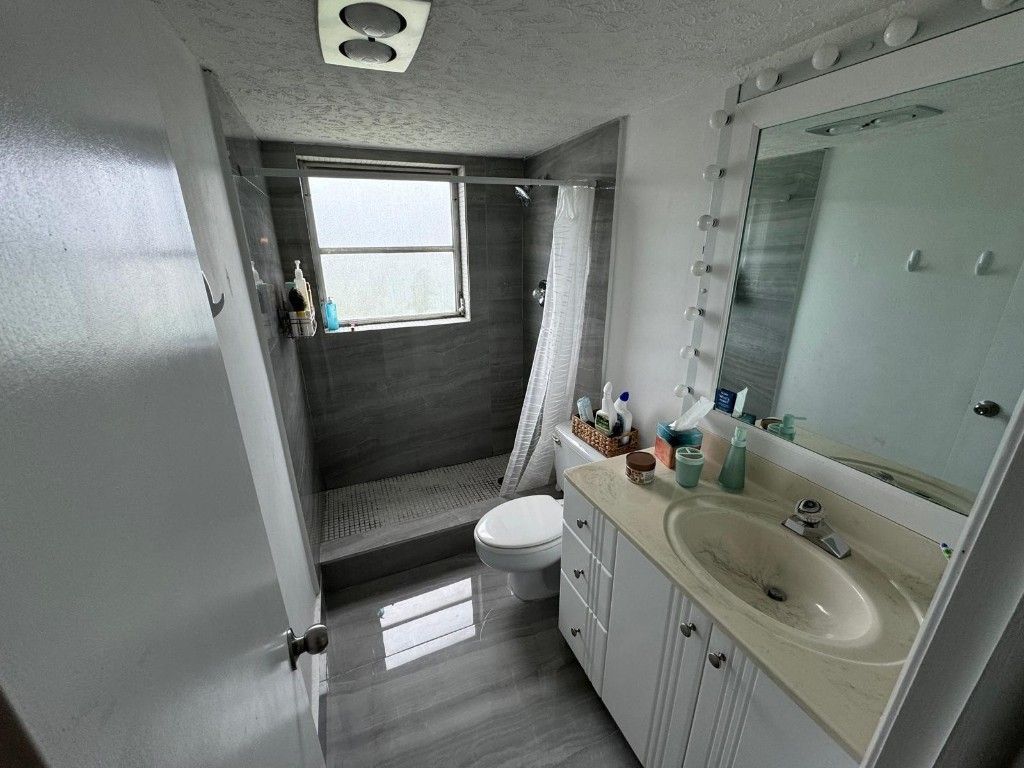 3090 N Course Drive, Unit 601, Pompano Beach, FL 33069 Photo