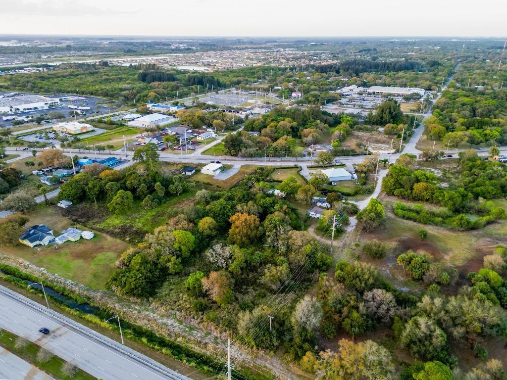 2111 S 37th Street, Fort Pierce, FL 34947 Photo