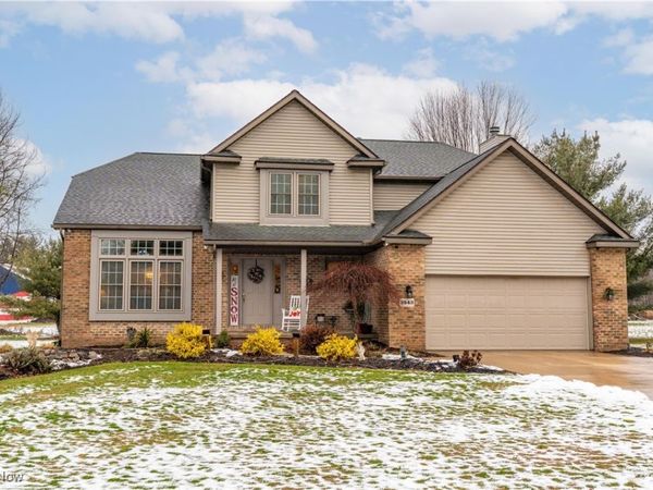 2543 Shadow Lane, Clinton, OH 44216