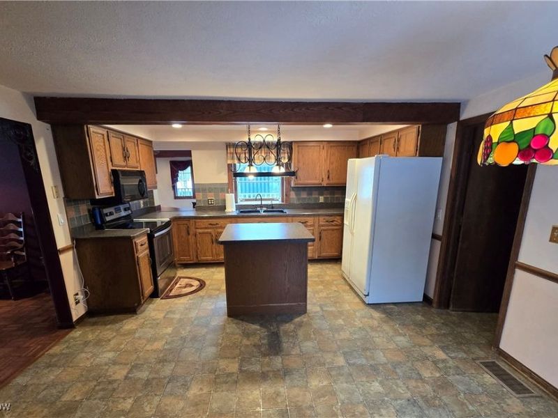 4300 Poe Road, Medina, OH 44256 Photo 13