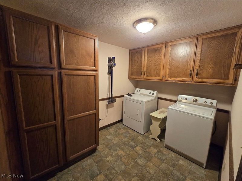 4300 Poe Road, Medina, OH 44256 Photo 16