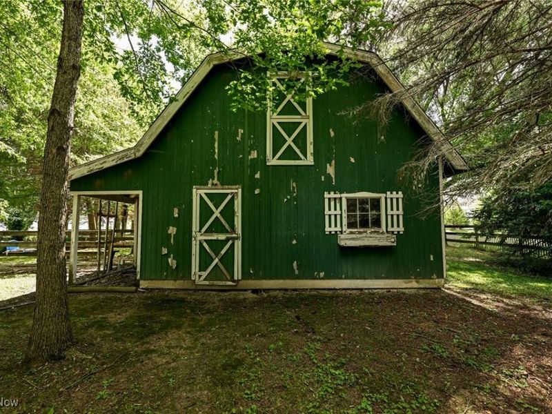 4300 Poe Road, Medina, OH 44256 Photo 38