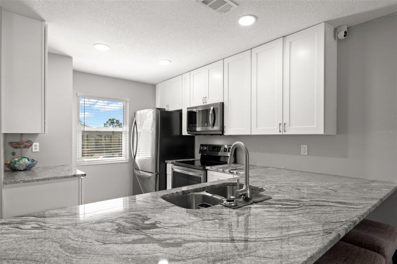 3001 58th Avenue S, Unit 606, Saint Petersburg, FL 33712 Photo