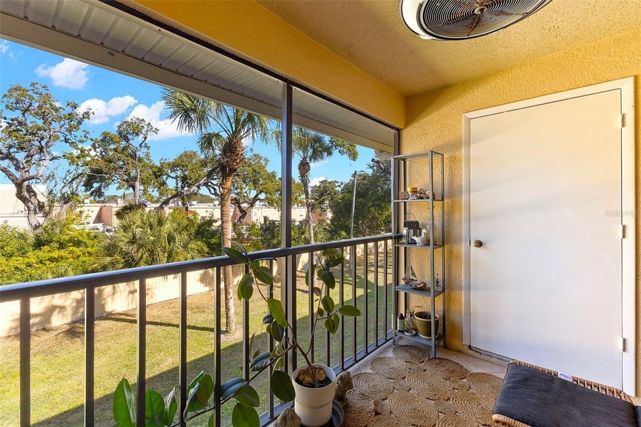 3001 58th Avenue S, Unit 606, Saint Petersburg, FL 33712 Photo