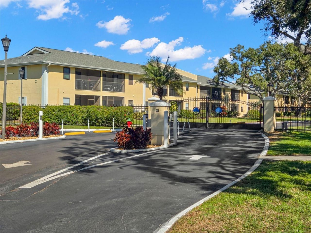 3001 58th Avenue S, Unit 606, Saint Petersburg, FL 33712 Photo