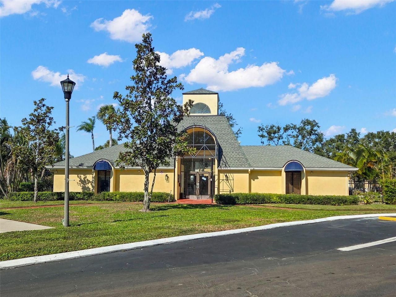 3001 58th Avenue S, Unit 606, Saint Petersburg, FL 33712 Photo