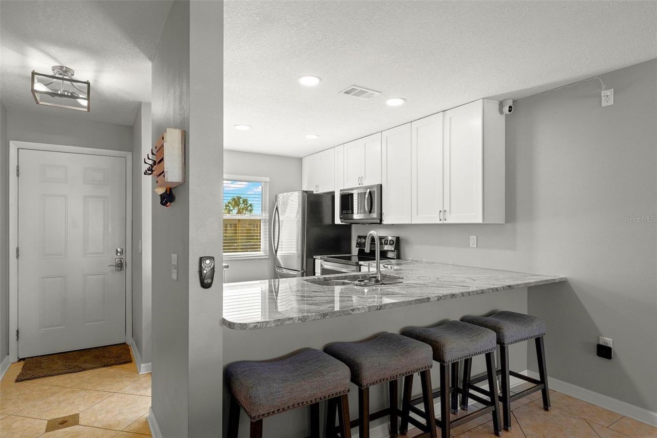 3001 58th Avenue S, Unit 606, Saint Petersburg, FL 33712 Photo