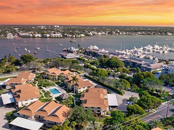 1100 9th ST S, Unit D201, NAPLES, FL 34102