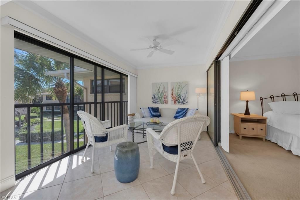 1100 9th St S, Unit D201, Naples, FL 34102 Photo