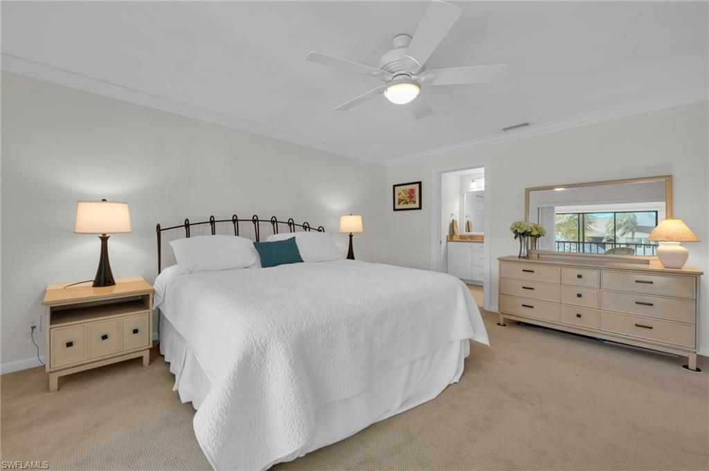 1100 9th St S, Unit D201, Naples, FL 34102 Photo